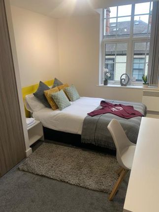 Thumbnail Shared accommodation to rent in Millstone Place, Millstone Lane, Leicester