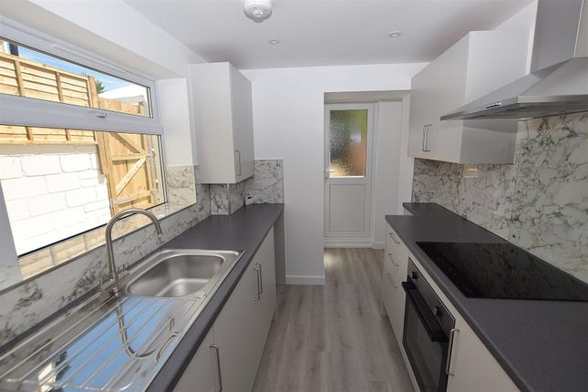 42, Percy Road, Hastings photo 4