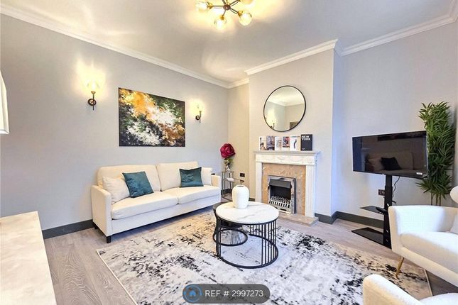 Dobell Road, London photo 5
