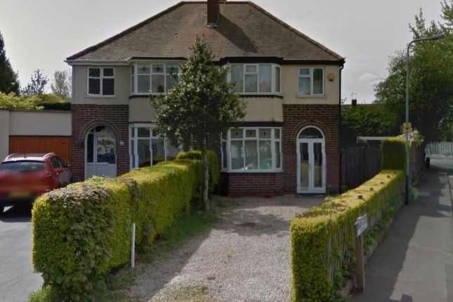 3 bed semi-detached house to rent in Beech Road, Wolverhampton