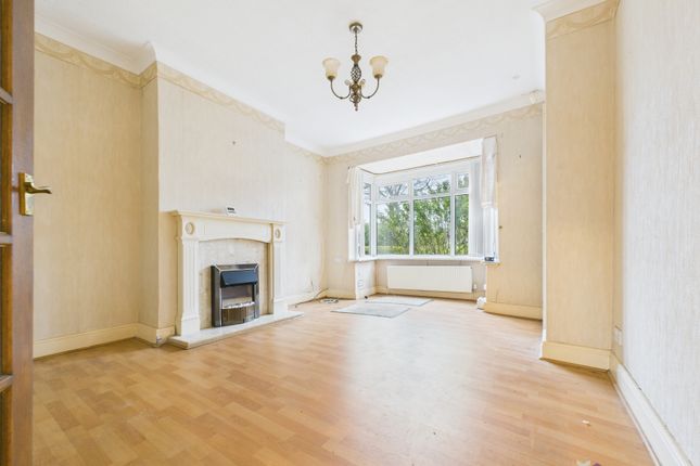 37 Seafield Avenue, Hull photo 2