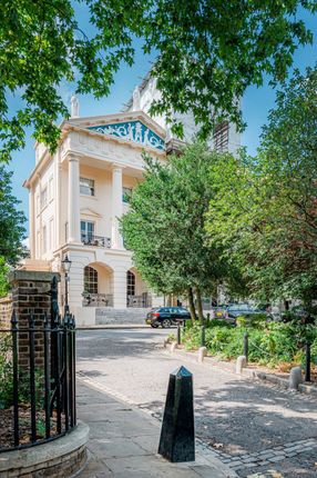Detached house to rent in Hanover Terrace, London