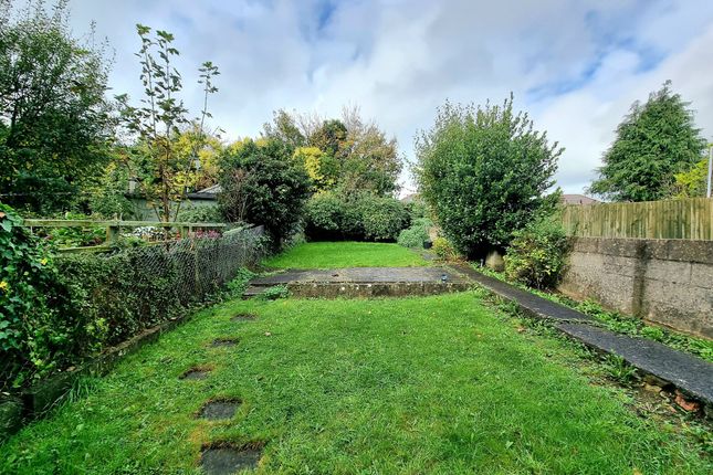 26 Hillsboro, Bridgend photo 2