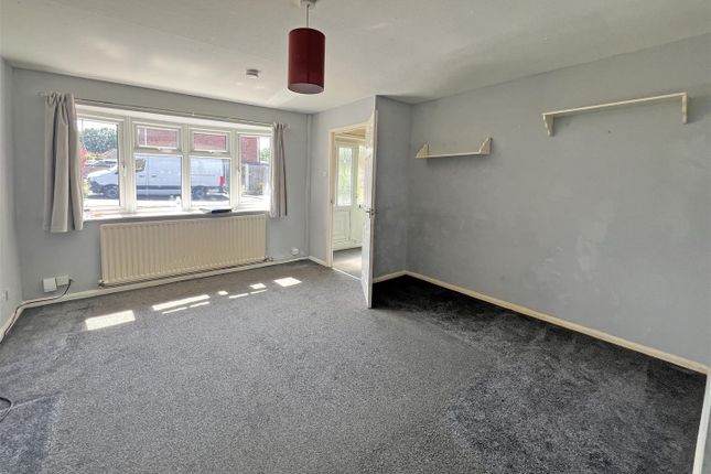 10, Abbotts Close, Telford photo 2