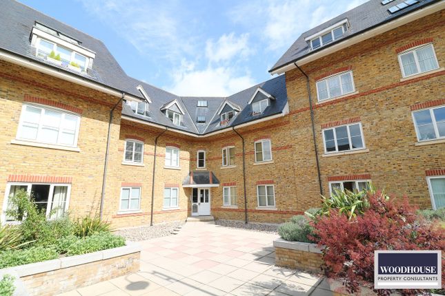 Flat for sale in Station Road, Ware