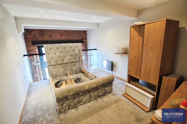 Byron Halls, Bradford photo 4