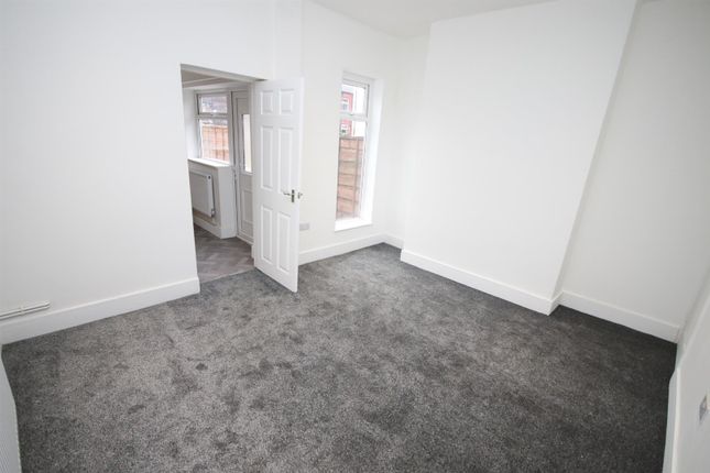 45, Stelfox Street, Manchester photo 3