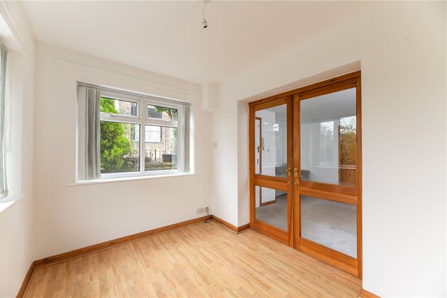 Flat 4, 229, Bingley Road, Shipley photo 3