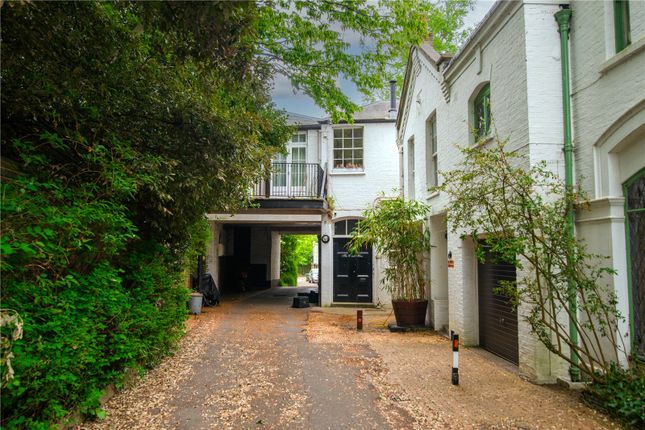 Flat for sale in Terrace Lane, Richmond