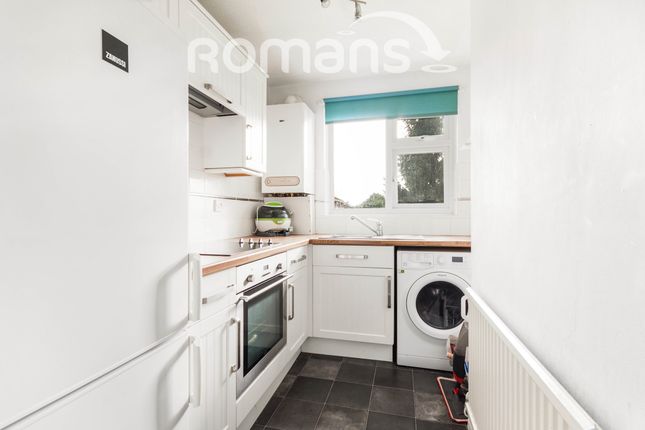 5, Elizabeth Court, Wokingham photo 3