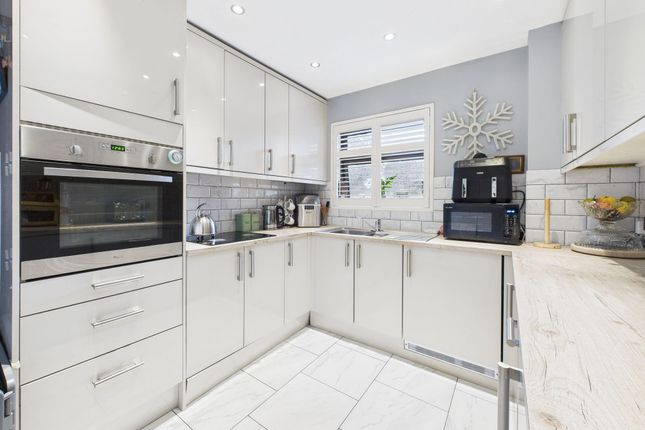 4 Grace Drive, Nottingham photo 4