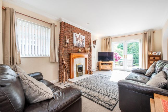 55, Bispham Avenue, Leyland photo 3