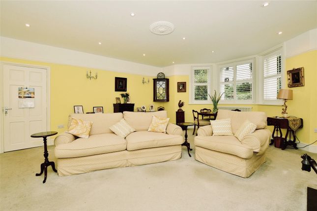 Flat for sale in Clifton Crescent, Folkestone, Kent