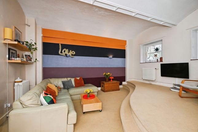 28, Queens House, Maidstone photo 2