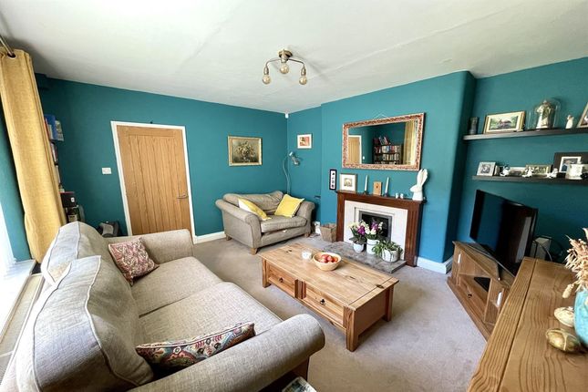40 Hampson Crescent, Wilmslow photo 3