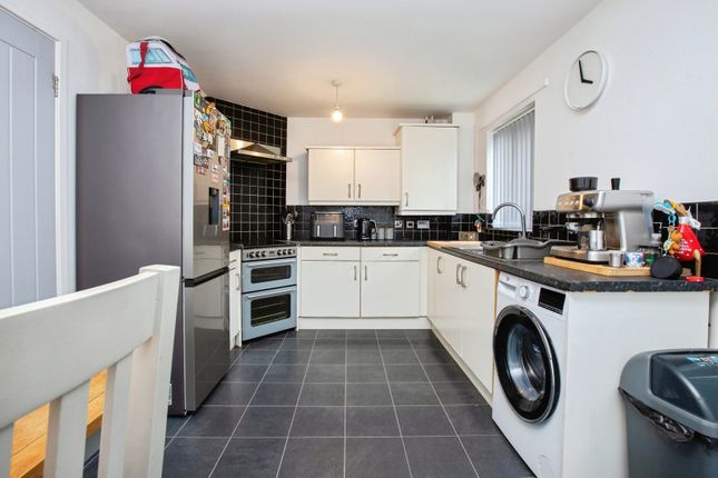 67, High Hazles Drive, Nottinghamshire photo 4