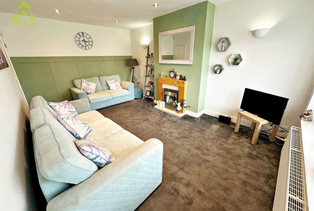 13, Molyneux Road Greater Manchester, Westhoughton photo 3