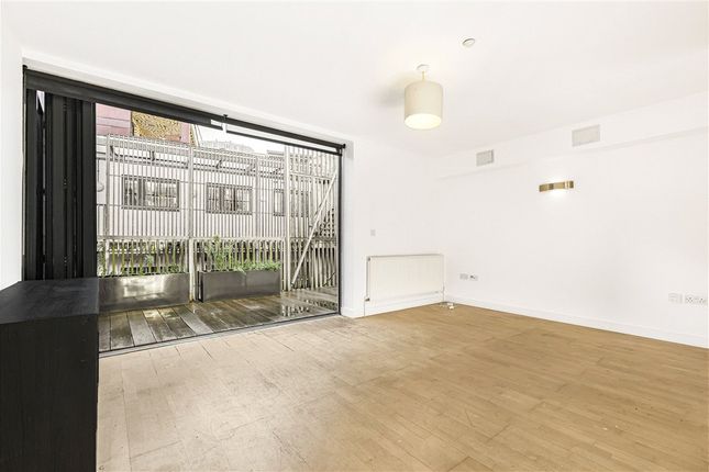 Gillett Place, London photo 2