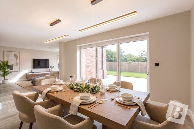 5 Garden Mews,, North Drive, Brentwood photo 3