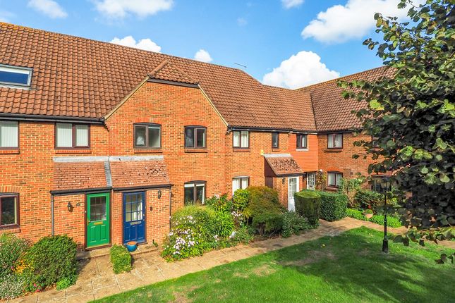2-bed terraced on 20 Bishopsgate Walk, Chichester, £350,000