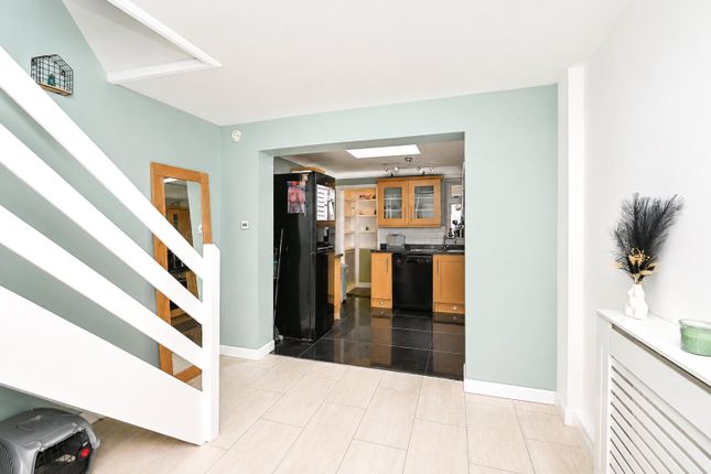 30, James Street, Kent photo 3