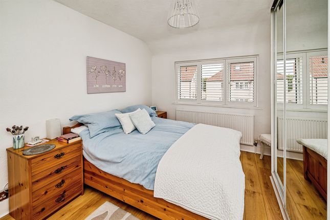 25, Westfield Road, Slough photo 5