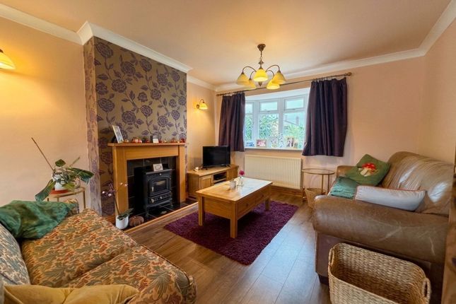 22 Reedings Close, Grantham photo 2