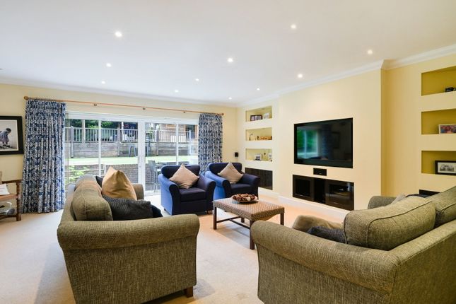 Adge-Dene, Woodhurst Lane, Oxted photo 4