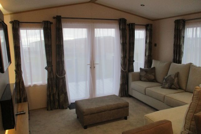 50 , Queensberry Bay, Powfoot photo 4