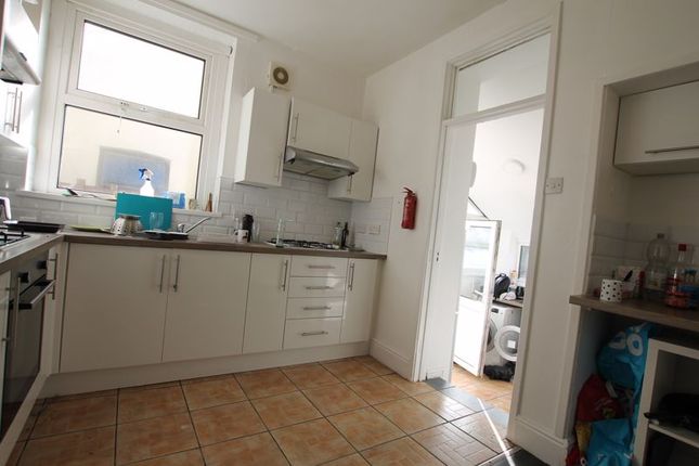 Terraced house to rent in Pen-Y-Wain Road, Cardiff