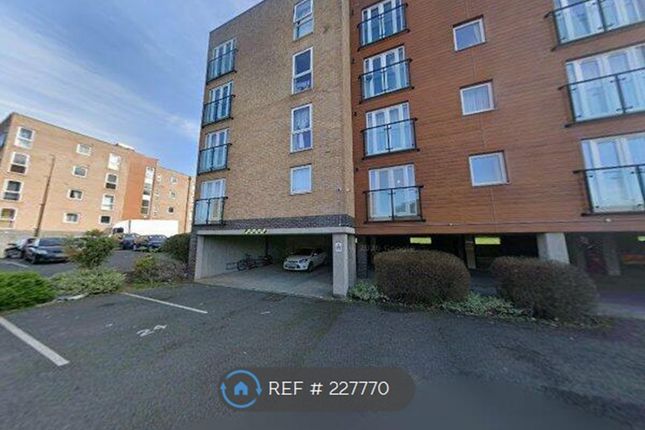 Flat, Pavilion Close, Leicester photo 2