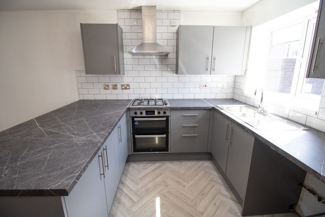 43a, Church Street, Bolton photo 5