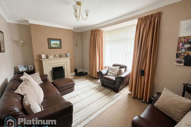 20, Cressfield Road, Huddersfield photo 3