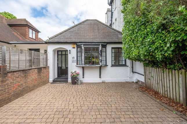 Thumbnail Bungalow to rent in Arterberry Road, West Wimbledon, London