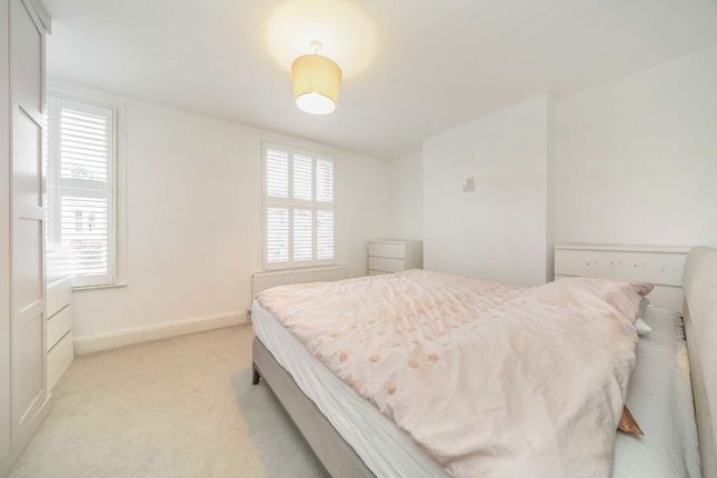 3, Hearne Road, London photo 4