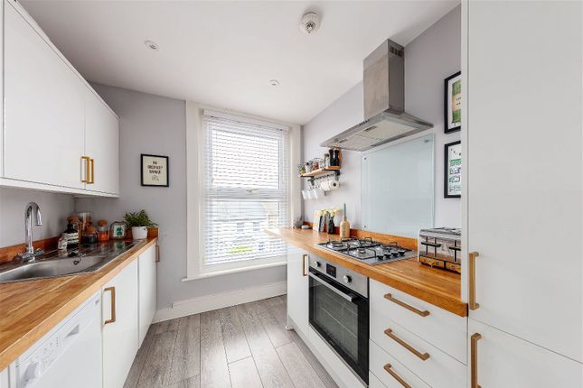 Flat to rent in Portland Road, South Norwood