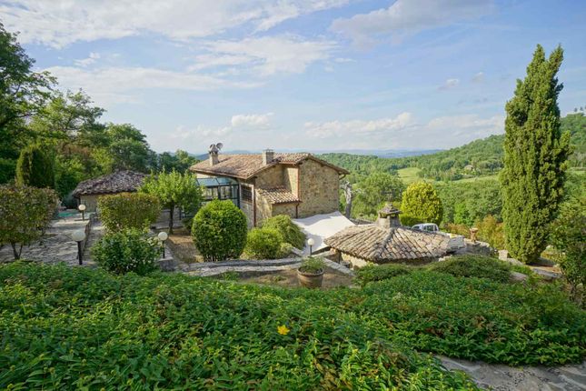 Villa for sale in Villa Rasina, Umbertide, Perugia, Umbria, Italy