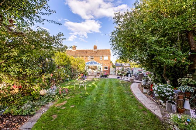 1 Nicholsfield, Loxwood photo 2