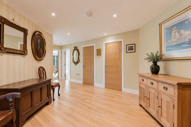 Apt 5, Blenheim House, Leamington Spa photo 4