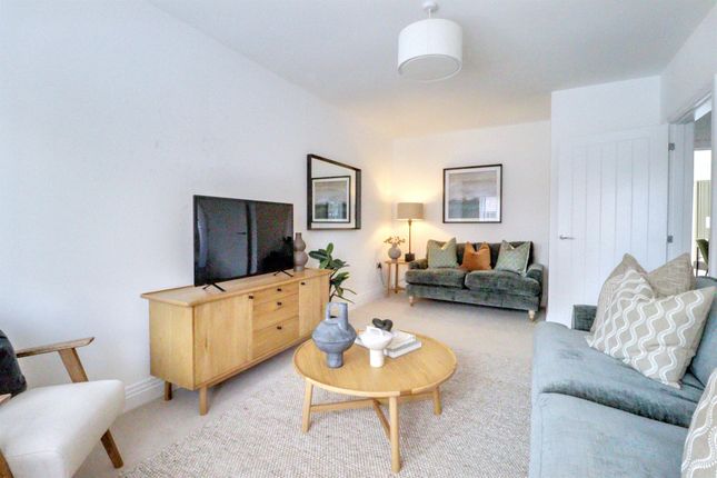 Plot 25, The Oaken, Kimblewick Road, Aylesbury photo 3