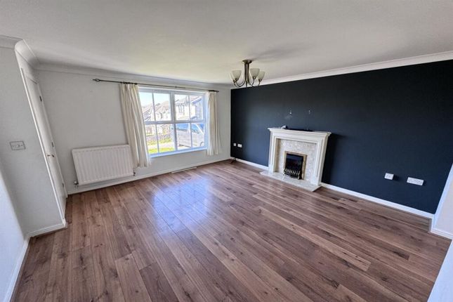 17 Homestead Way, High Peak photo 2