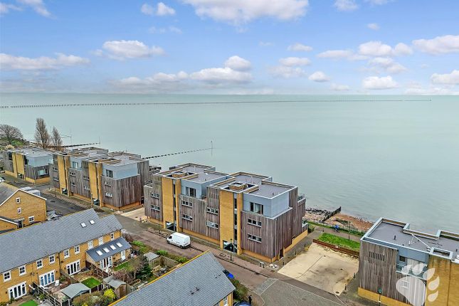 6, Parade Walk, Shoeburyness photo 2