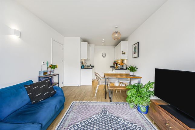 Flat 19, 47, Gainsford Road, Walthamstow photo 4