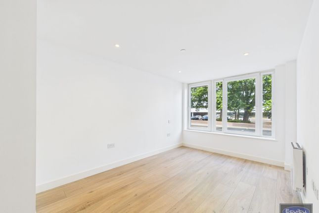 Flat 8, Heather Court, Sidcup photo 2