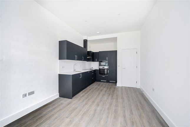 Flat 1, 96-98, Shoot Up Hill, London photo 4
