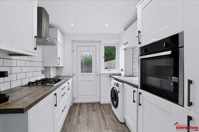 12, Aikman Place, Calderwood, EAST KILBRIDE photo 2