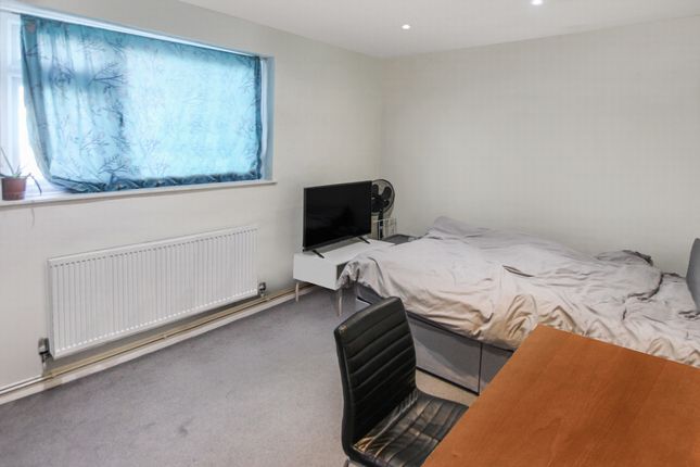 Flat for sale in St Anns, Barking