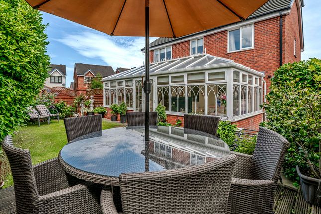 21 Farleigh Close, Bolton photo 4