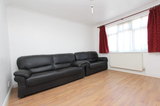 138b, Kings Road, Harrow photo 2
