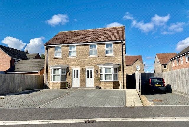 2-bed semi-detached on Brooks Drive, East Yorkshire, £175,000